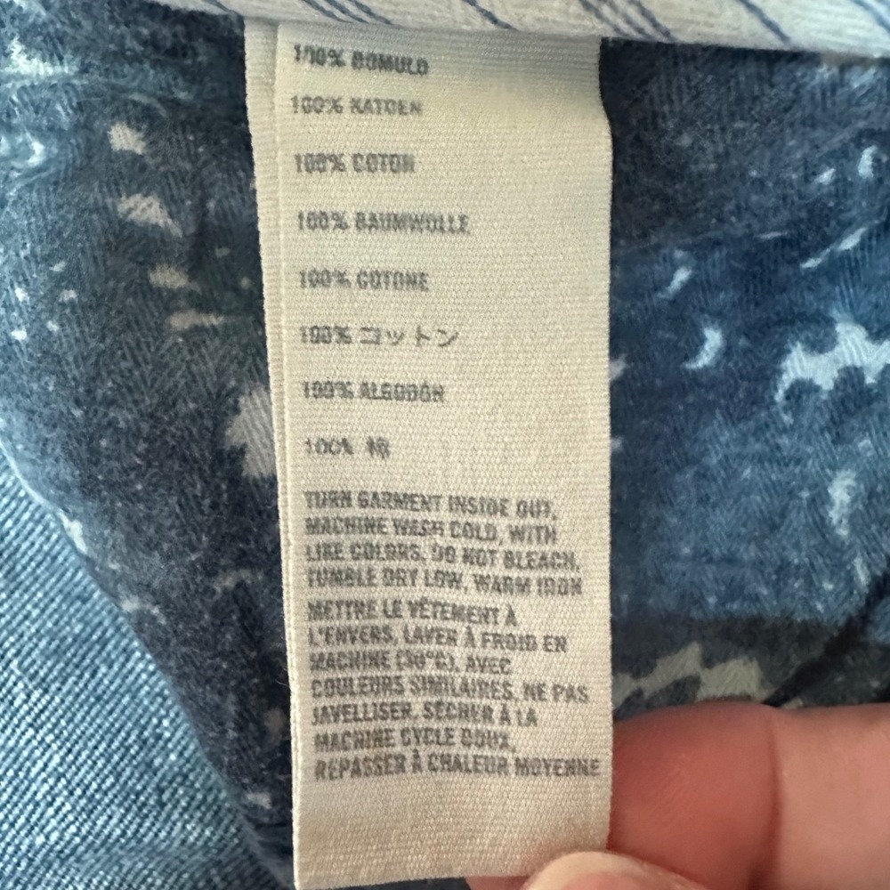 Abercrombie & Fitch Distressed Denim Cutoff Shorts Medium Wash Size 6 W28 - Picture 4 of 6